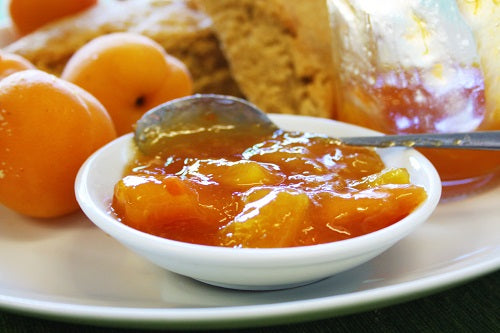 Apricot Jam With the Last of the Season's Fruit
